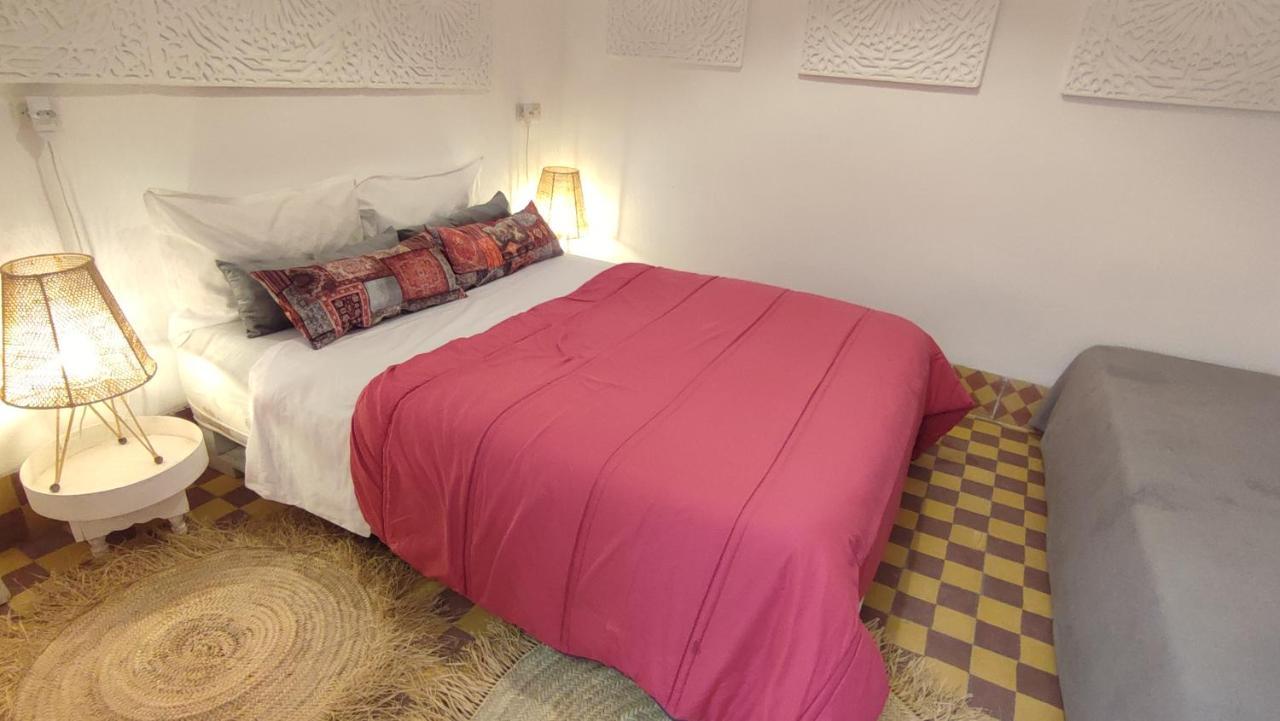 Riad Privatise 4 Personnes 2 Chambres A 2 Minutes Place Jemma El Fna Marrakesh Esterno foto